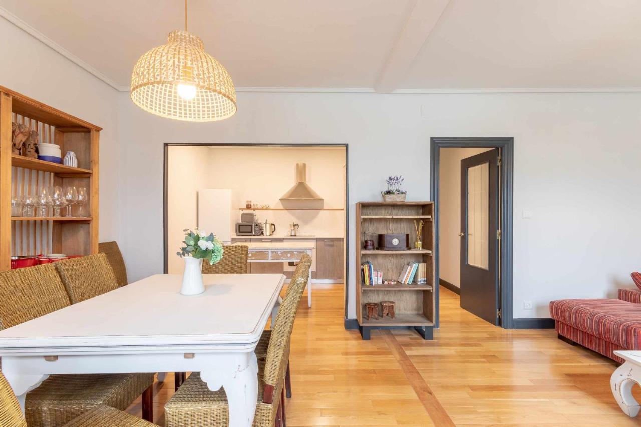 Apartamento KUIA con vistas frontales a la Ría de Bilbao cerca del metro Erandio Exterior foto