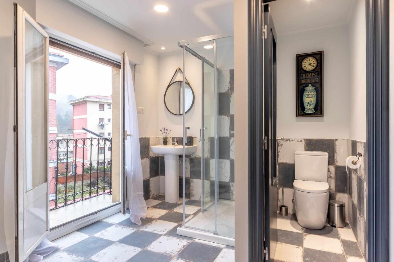 Apartamento KUIA con vistas frontales a la Ría de Bilbao cerca del metro Erandio Exterior foto