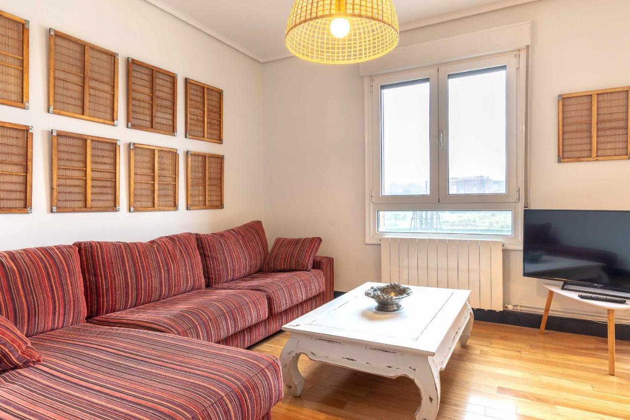 Apartamento KUIA con vistas frontales a la Ría de Bilbao cerca del metro Erandio Exterior foto